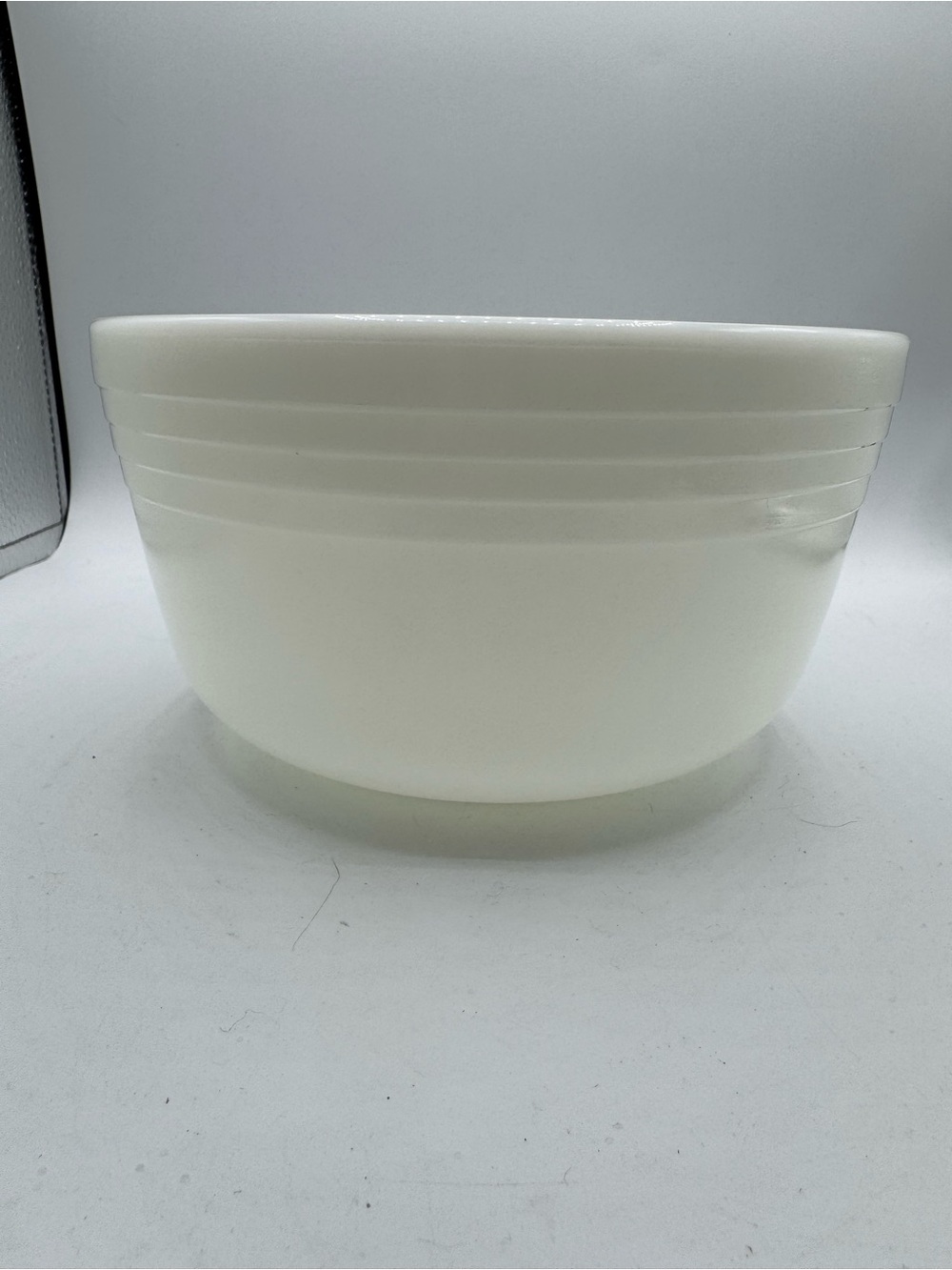 Vintage Pyrex Hamilton Beach Stand Mixer Milk Glass Ribbed Mixing Bowl 8.5"